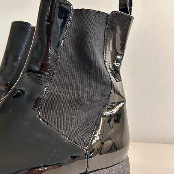 Robert Clergerie Chelsea Patent Leather Boots Paris France Womens 39.5 EU/8.5 US - Picture 3 of 16